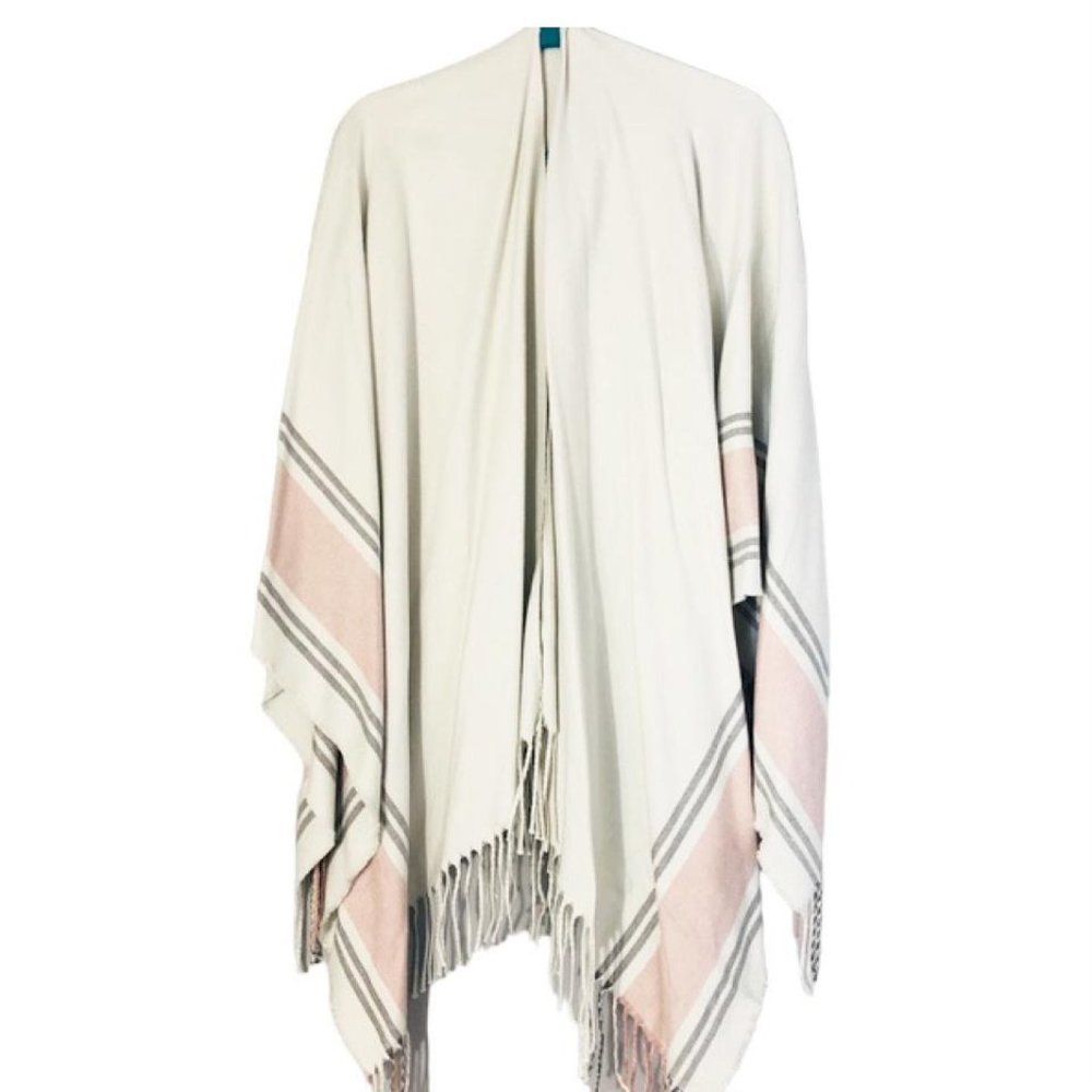 NWT Light Viscose Poncho
